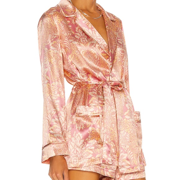 Alexis Pink and Gold Satin Robe - Picture 2 of 10